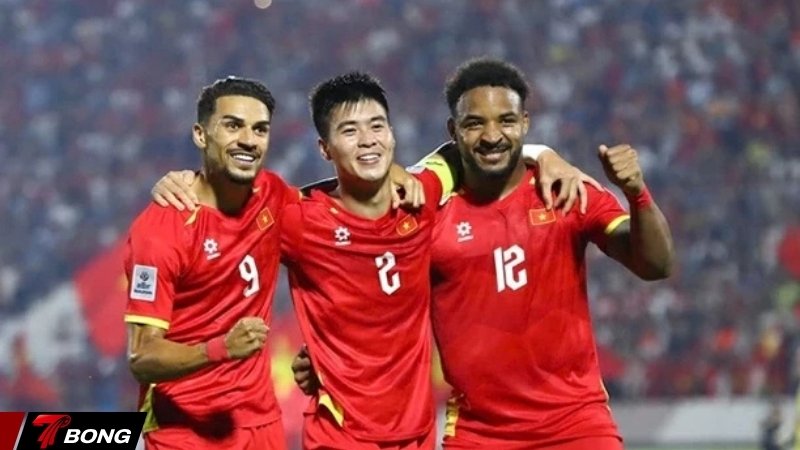 Duy Mạnh sớm ghi bàn mở tỷ số cho ĐT Việt Nam ở phút thứ 6.